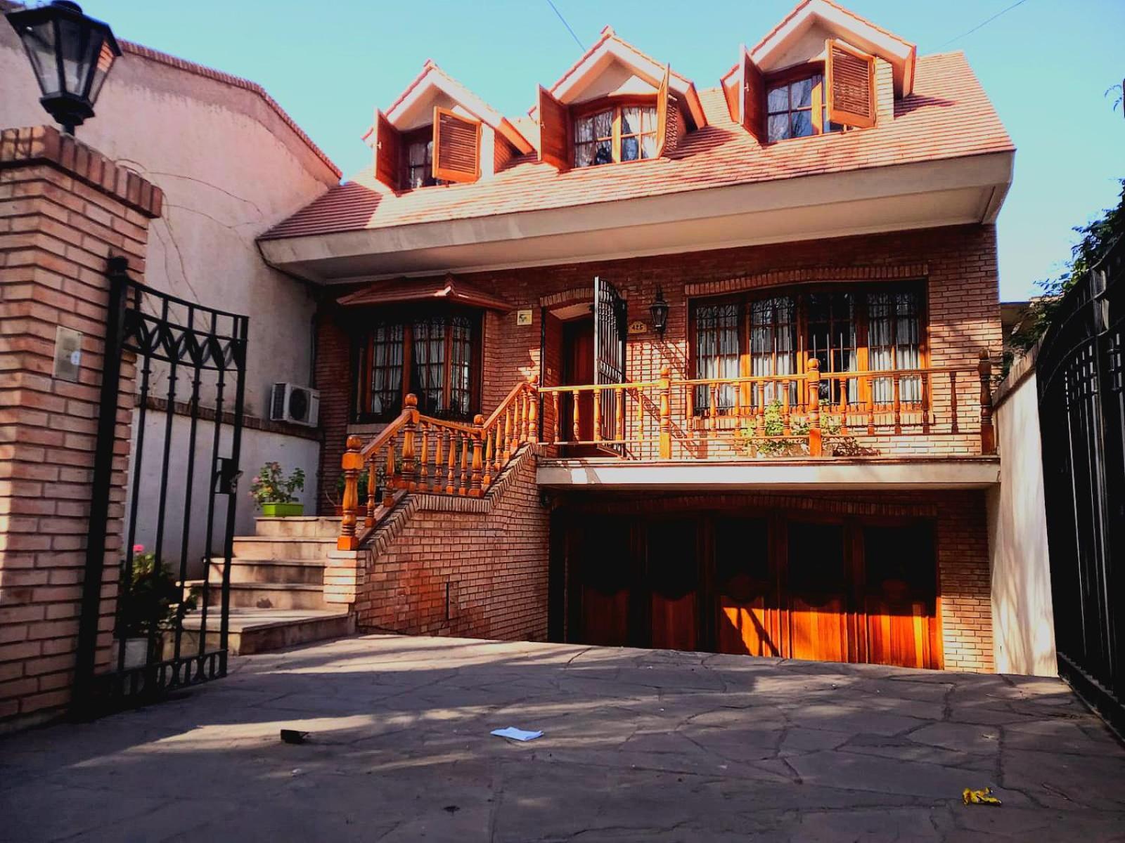 לינה וארוחת בוקר מנדוזה Casa Bravo מראה חיצוני תמונה